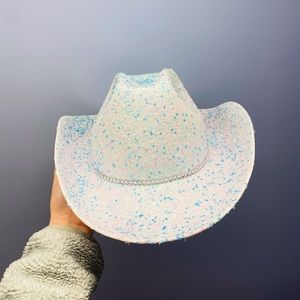 🦋Taylor Swift LOVER cowboy hat! NWT🦋